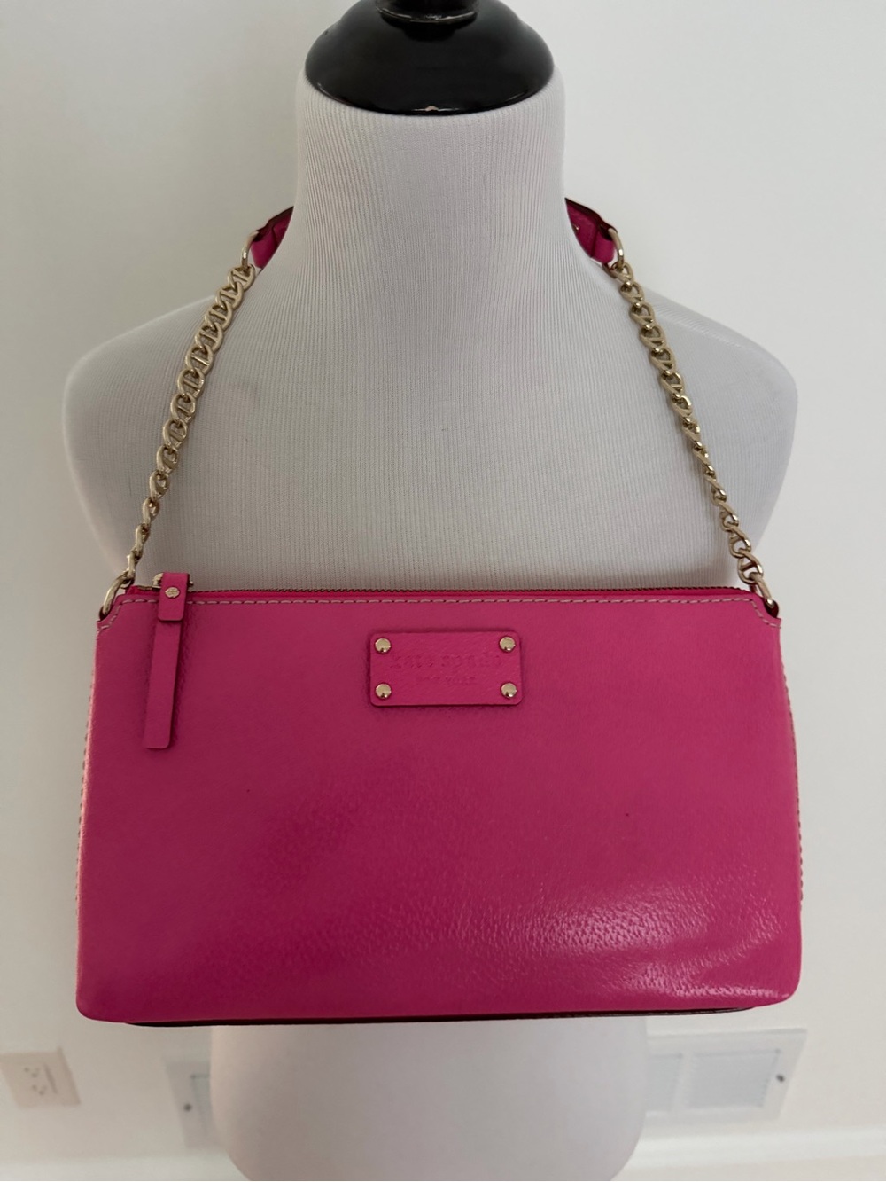 kate spade Pink Leather Shoulder Bag with Gold Chain Strap
